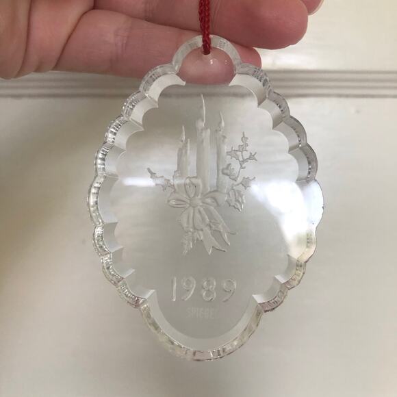 Spiegel Cut Glass Etched Holiday Ornament Clear Annual 1989 Crystal 3" - Picture 1 of 7